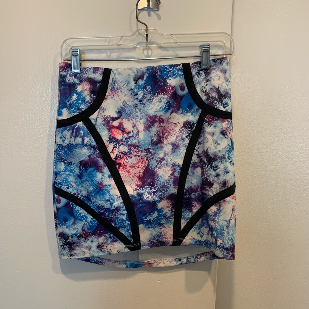 Multi color mini skirt